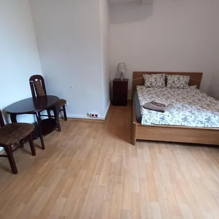Homestay To Close