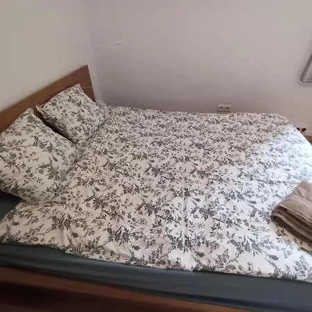 Homestay To Close *